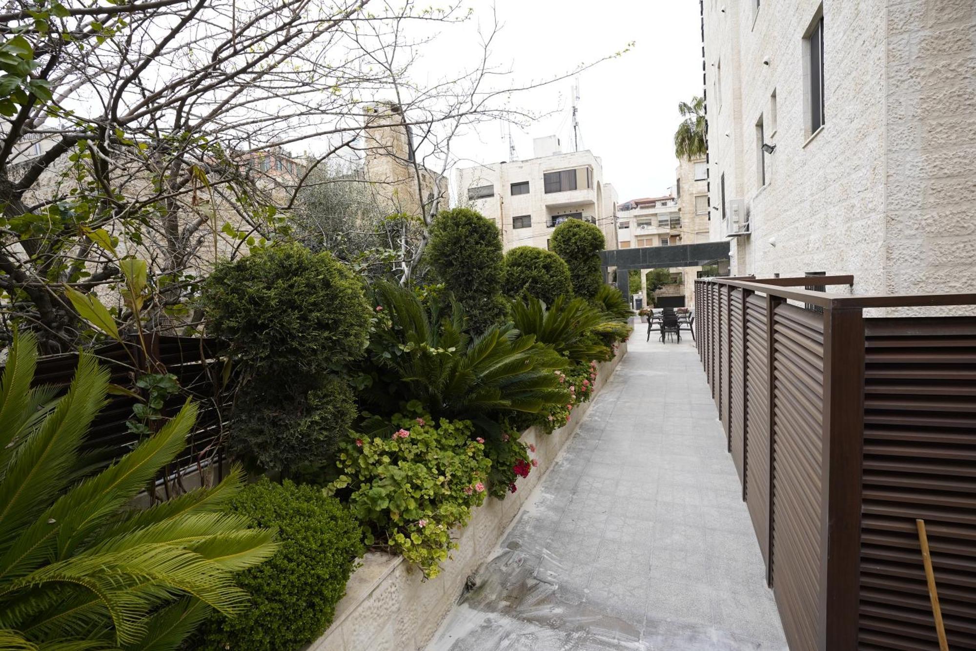 Naylover Hotel Suites Αμμάν Εξωτερικό φωτογραφία