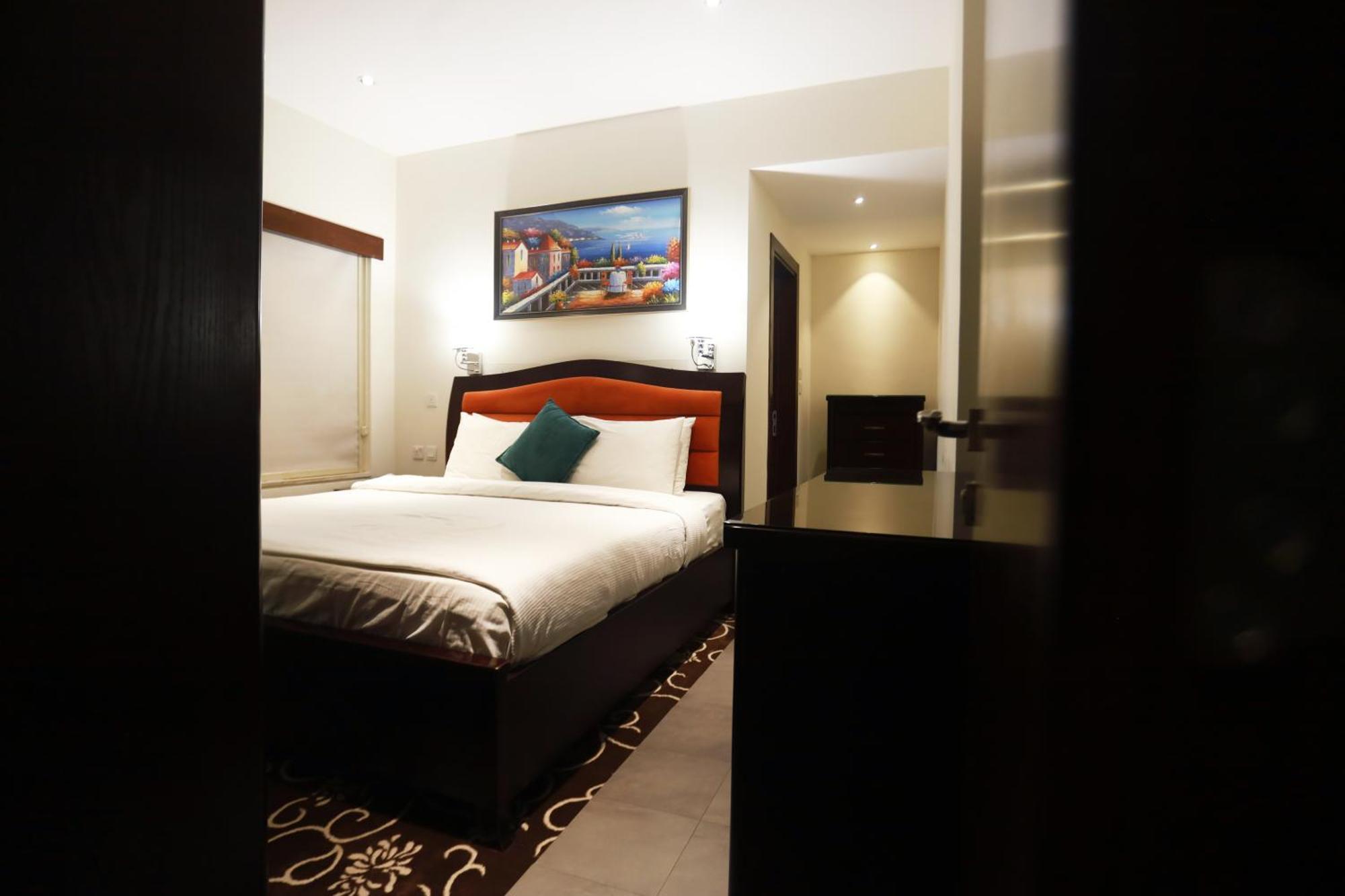 Naylover Hotel Suites Αμμάν Εξωτερικό φωτογραφία